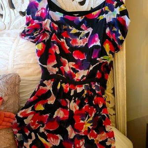 Perfect for spring WORN ONCE! Diane Von Furstenberg dress!